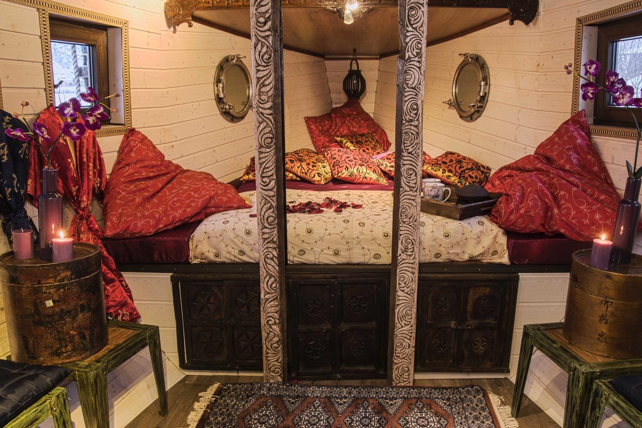 Crazy Lounge Bnb ไอเกิล ภายนอก รูปภาพ