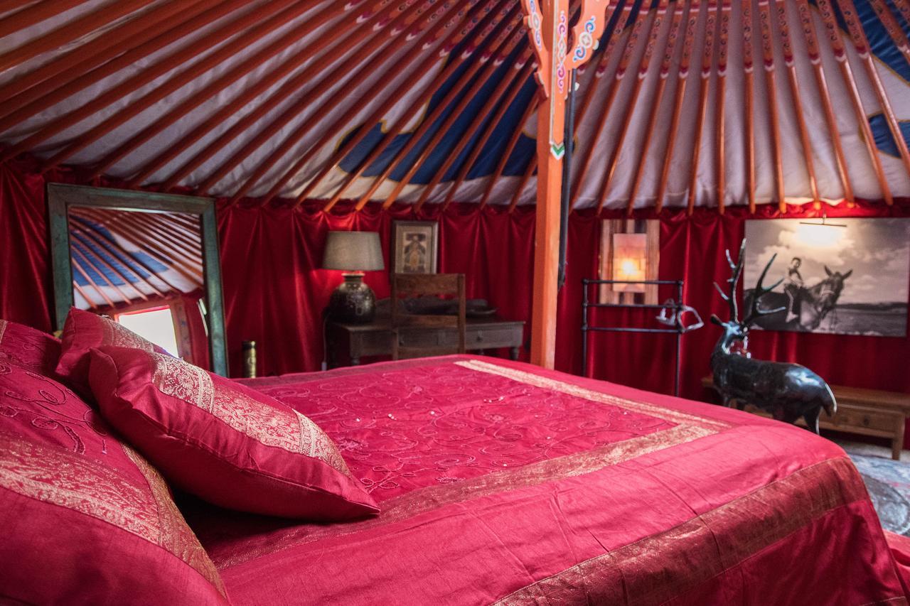Crazy Lounge Bnb ไอเกิล ภายนอก รูปภาพ